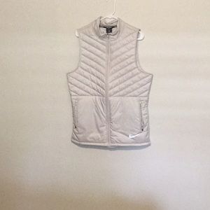 COPY - Nike Aerolayer running vest. New w/o tags.